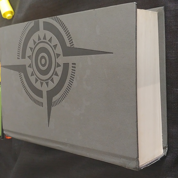 The Voice Compass Study Bible - Gray - Picture 2 of 15